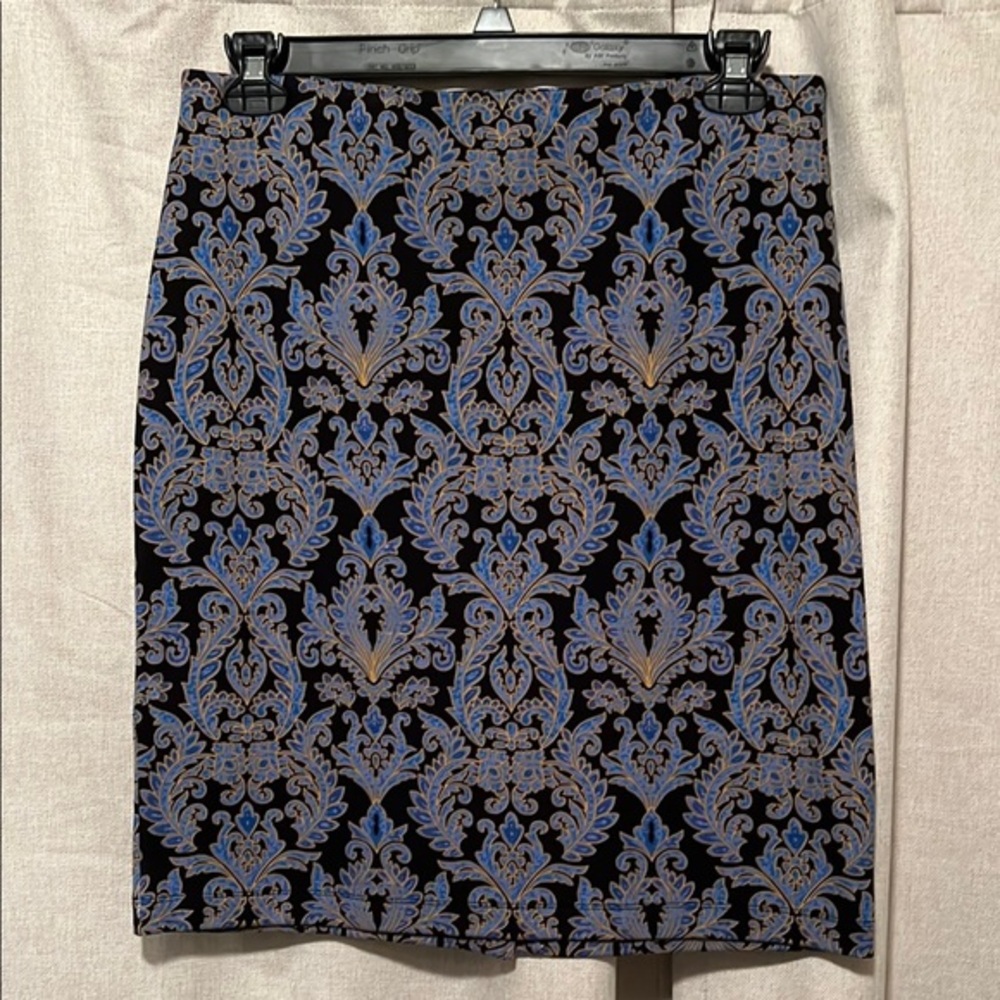 J McLaughlin Women's Skirt Size 8